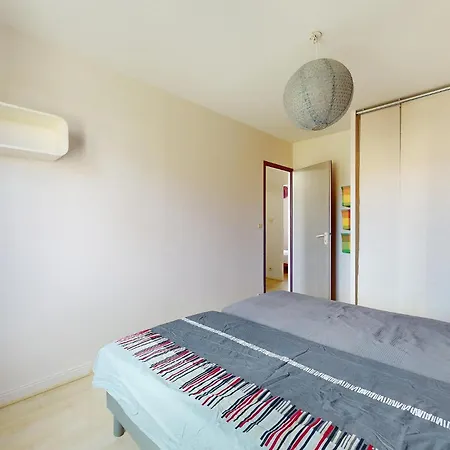 Stunning Home In Royan With Wifi Holiday home